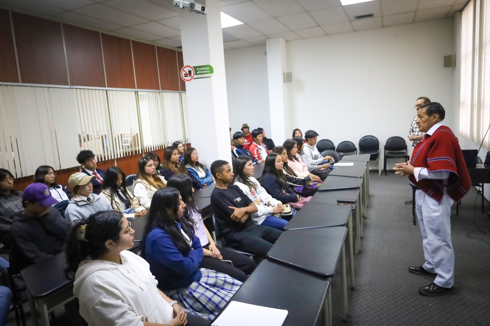 Jóvenes de Tungurahua retoman su 'Camino hacia a la Universidad'